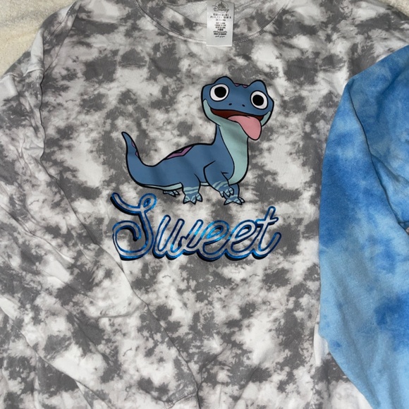 DISNEY SWEATSHIRT BUNDLE - Picture 2 of 5